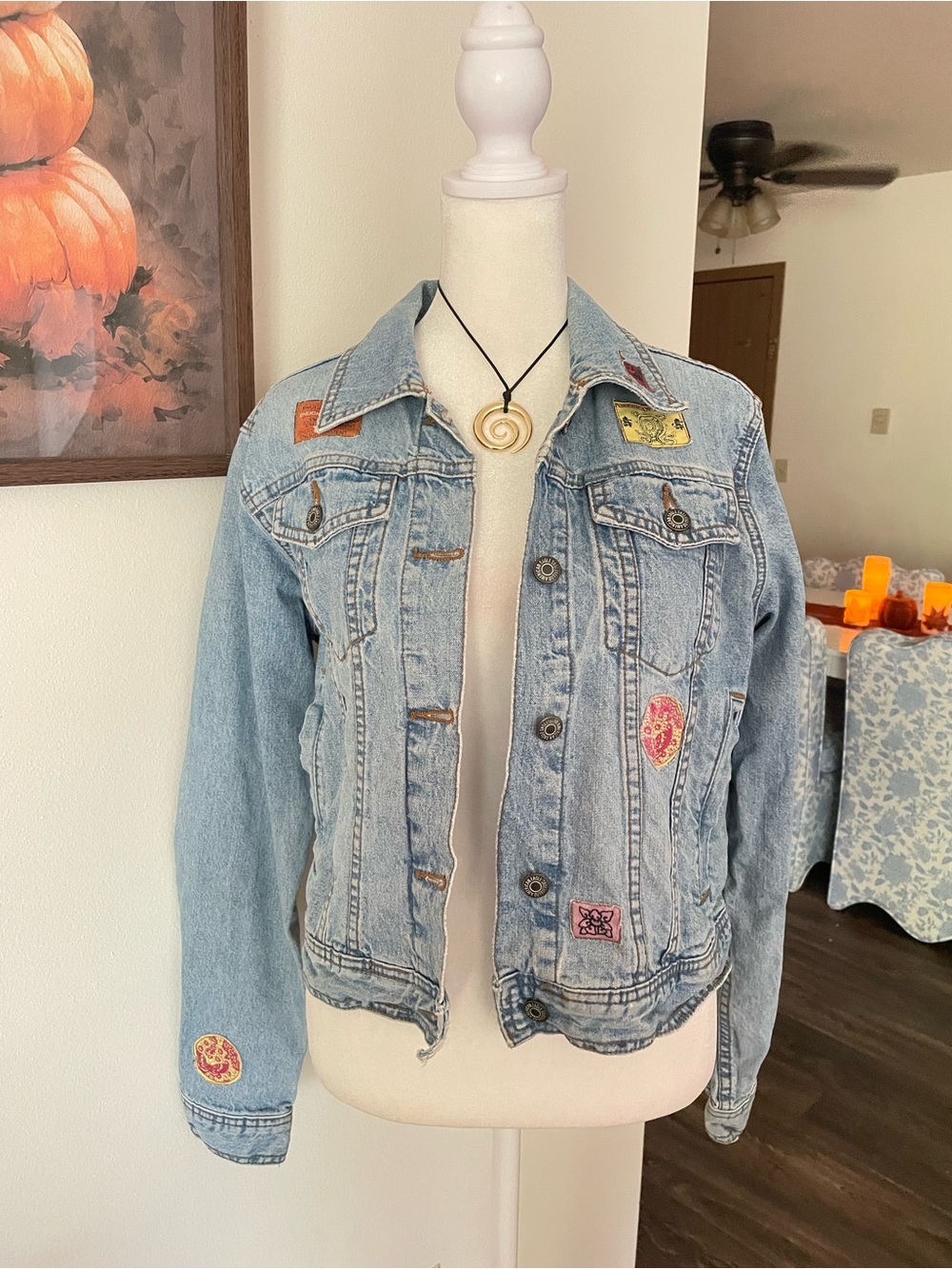 American Eagle 90s Y2K Vintage AE Supply Co. Patched Denim Trucker Jacket Medium